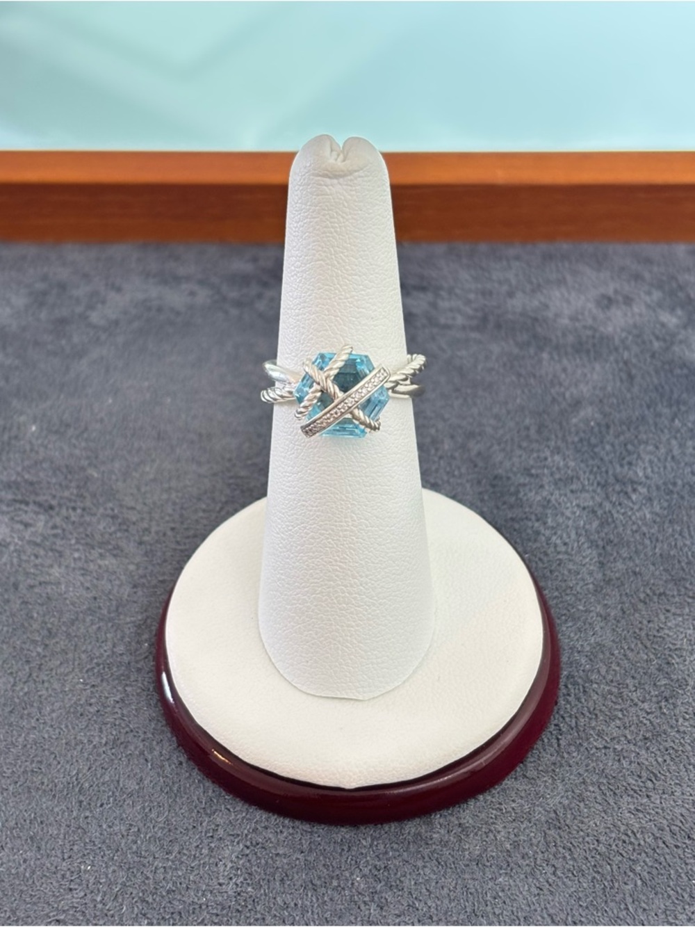 David Yurman Cable Wrap Ring with Blue Topaz & Diamonds 6.5 - Picture 6 of 10